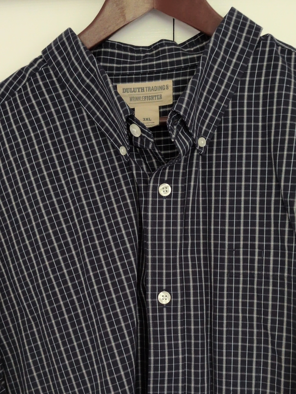 Duluth Trading Co Navy and White Grid Button-Down Shirt - WrinkleFighter